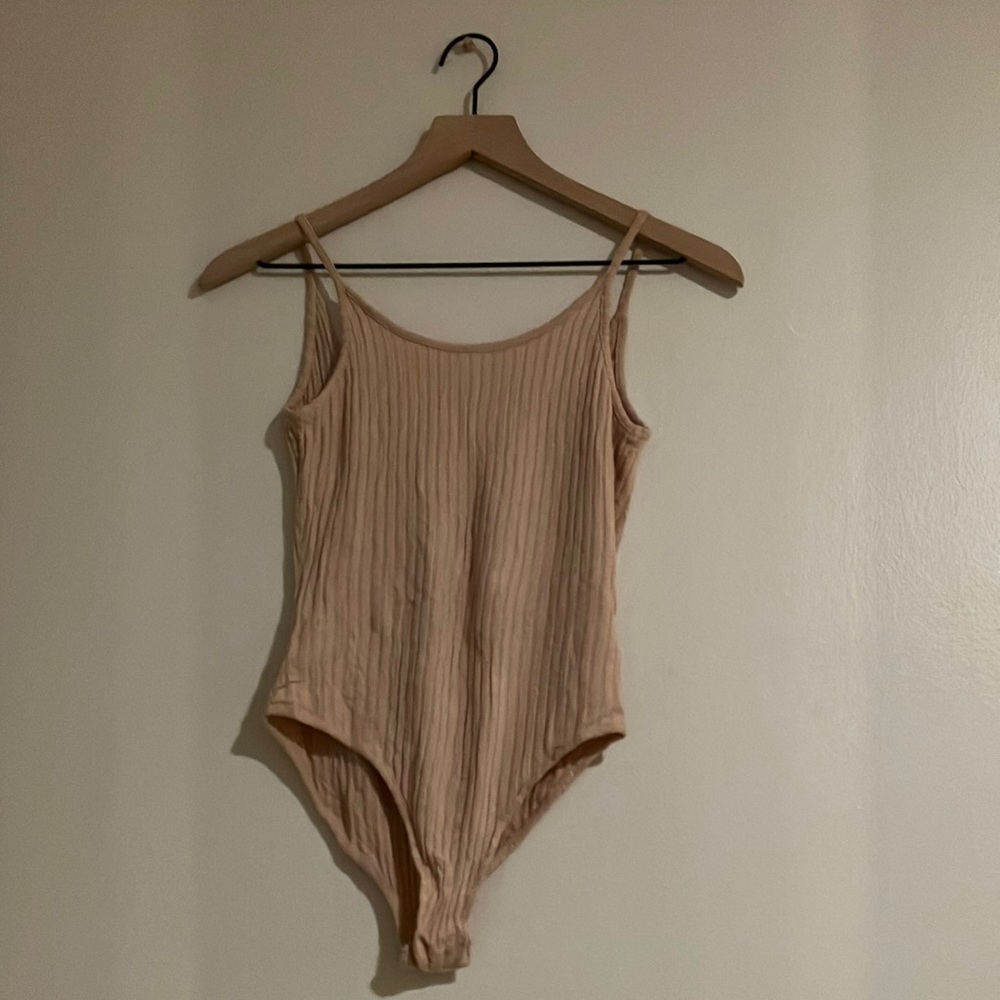 Ribbed nude bodysuit